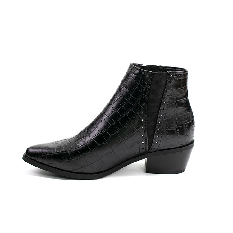 TW-B19227-17 מגפיים לנשים בצבע שחור כהה , באיכות יוצא דופן , סוליה רכה ונוכה  , בעיצוב הורס מגיע בשלוש צבעים שחור , בורדו , חום בהיר